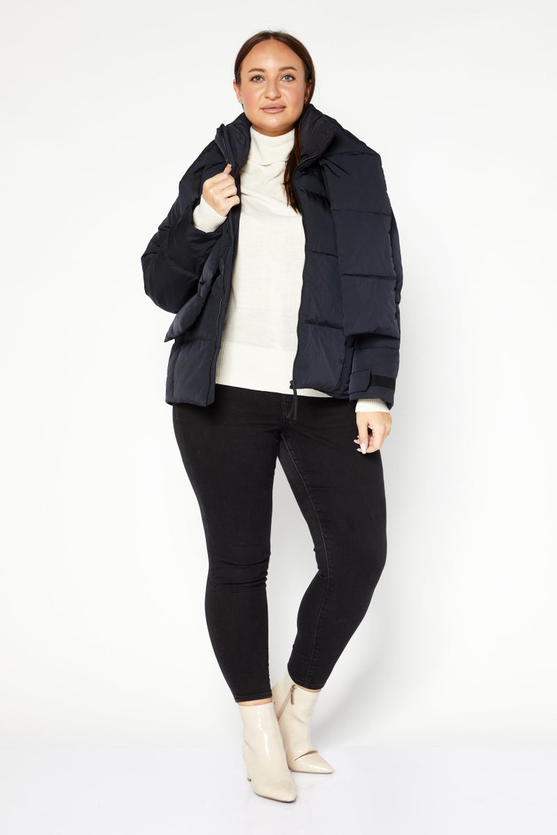 Adidas جاكيت خارجي طويل الأكمام للنساء، رياضي، أسود - Image 2